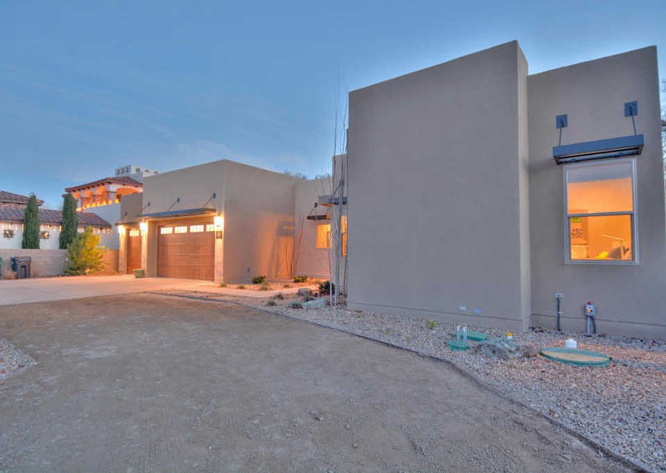 1st image of 316 Nuevo Hacienda Ln NW