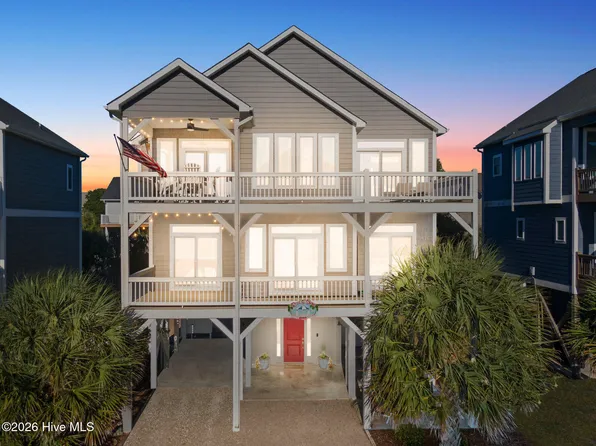 310 Oceanaire Lane, Surf City, NC 28445