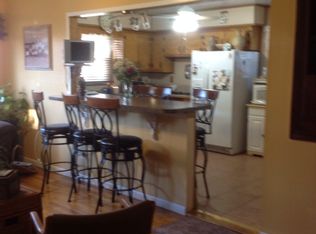 819 Smith St, Linden, NJ 07036