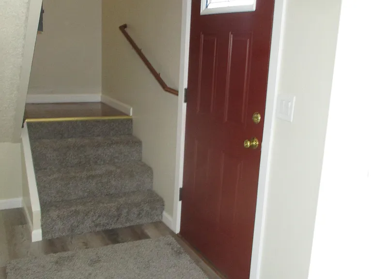 855 California Ave — Photo 5