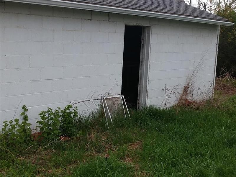 2nd image of 59 Portersville Rd