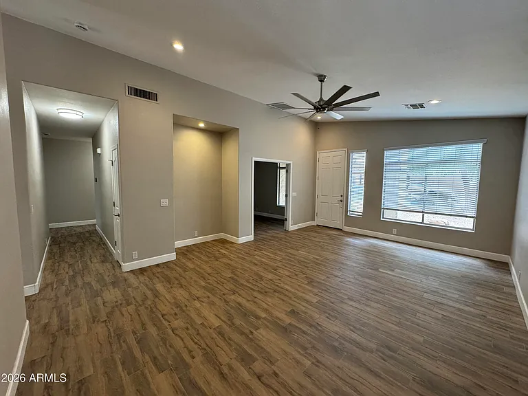 1710 E Tradewind Ct — Photo 8