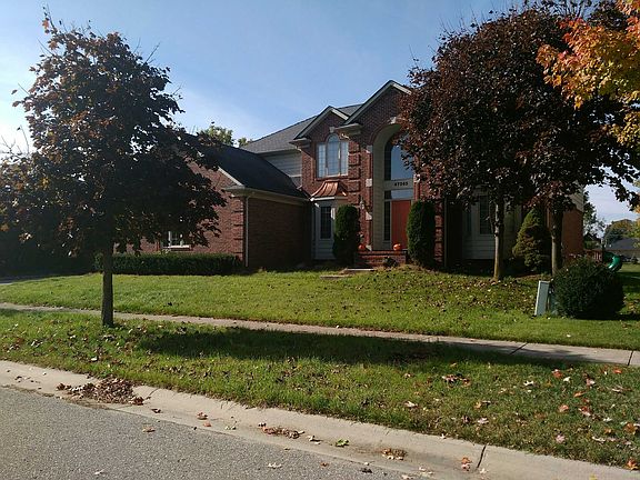 2nd image of 47365 Rail Dr
