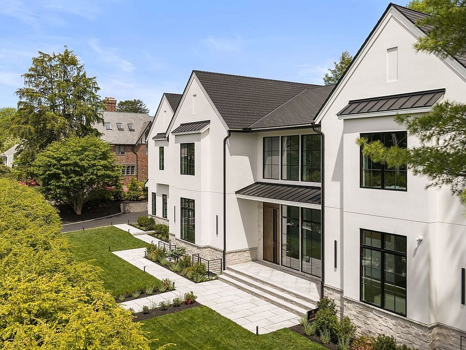 1st image of 19 Bonnybrook Rd