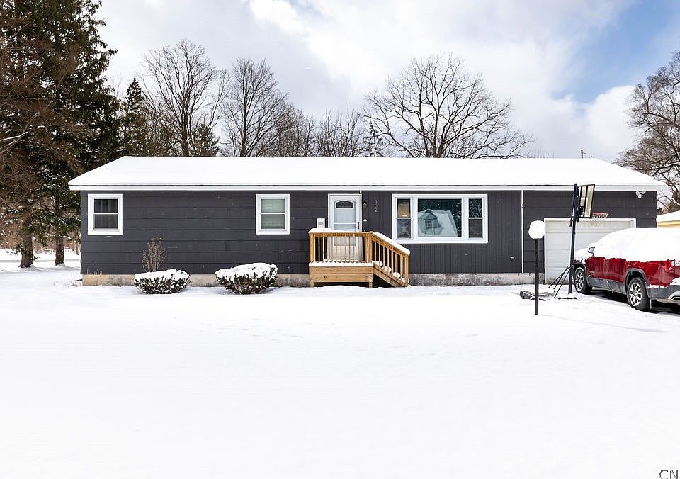 1st image of 302 Laursen Dr