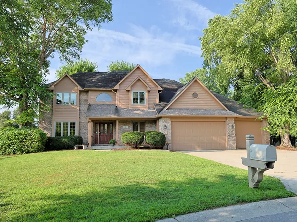 5411 Innisbrooke Ct, Greenwood, IN 46142