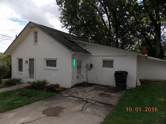 3rd image of 161 Mill St