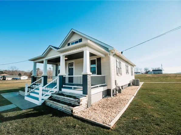 212 Montgomery Flats Rd, Ford City, PA 16226