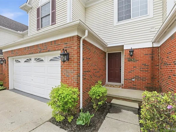 41782 Brownstone Dr, Novi, MI 48377