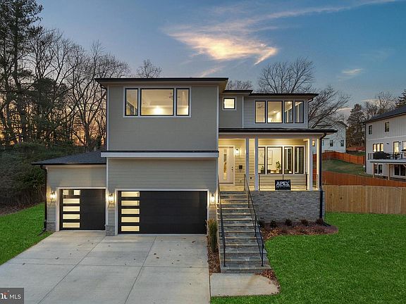 2nd image of 501 Yeonas Dr SW