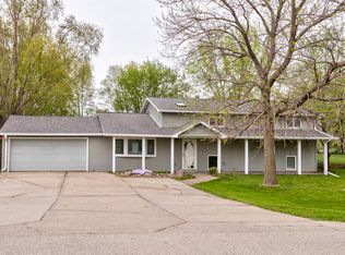 2201 228th Pl, Ames, IA 50014