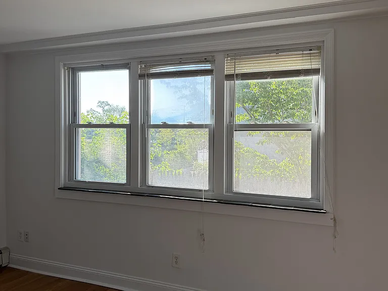 40 Grasmere Ave #44B — Photo 4