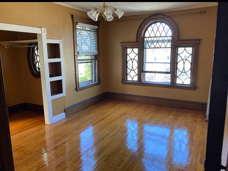 23 Freeland St #2 — Photo 4