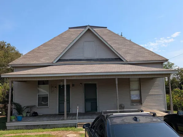 1028 S 11th St, Arkadelphia, AR 71923