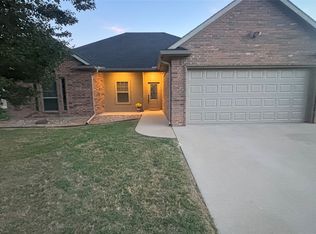 6 Starview Dr S, Malakoff, TX 75148