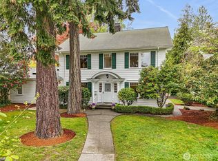 3805 45th Ave SW, Seattle, WA 98116