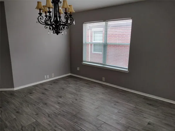 14930 Sugarhollow Dr, Sugar Land, TX 77498