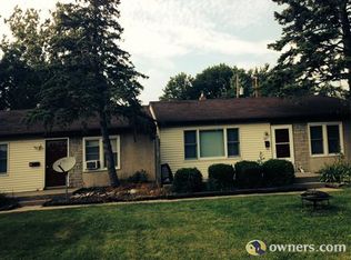 526 W 3rd St, Spring Valley, IL 61362