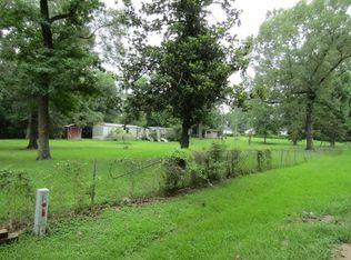 22048 Caney Dr, New Caney, TX 77357