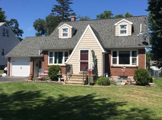 6 Ruby Blvd, Glenville, NY 12302