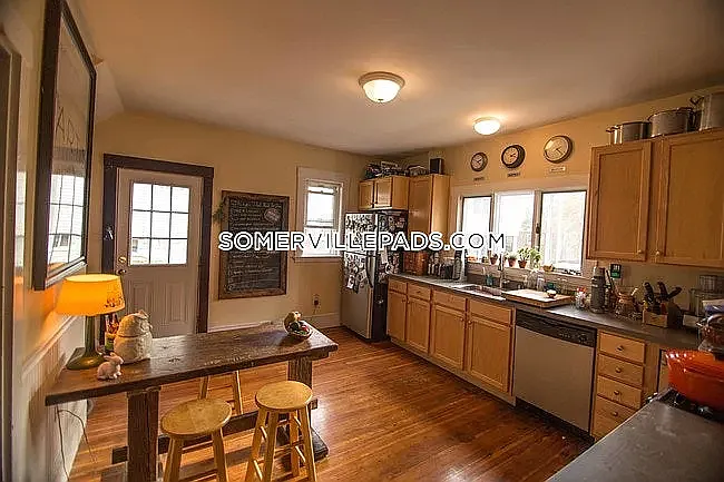 21 Packard Ave #2 — Photo 2