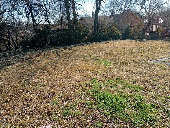 2nd image of 2340 Hernando Rd