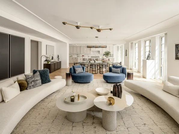 16 Fifth Avenue image 9 of 18