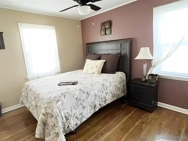 3609 N Detroit Ave — Photo 7