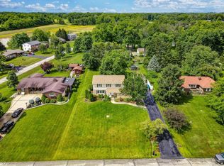 6590 Rolling Hills Pl, Grove City, OH 43123
