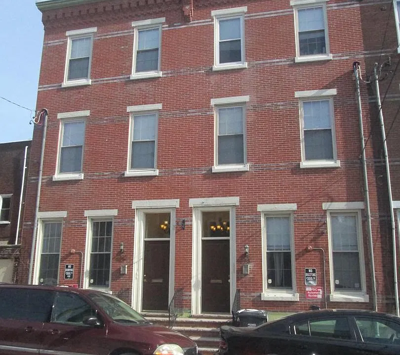 923 N 15th St #3