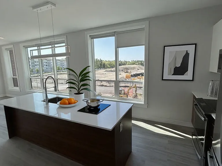 Residences at Sharon Gallery — Photo 119