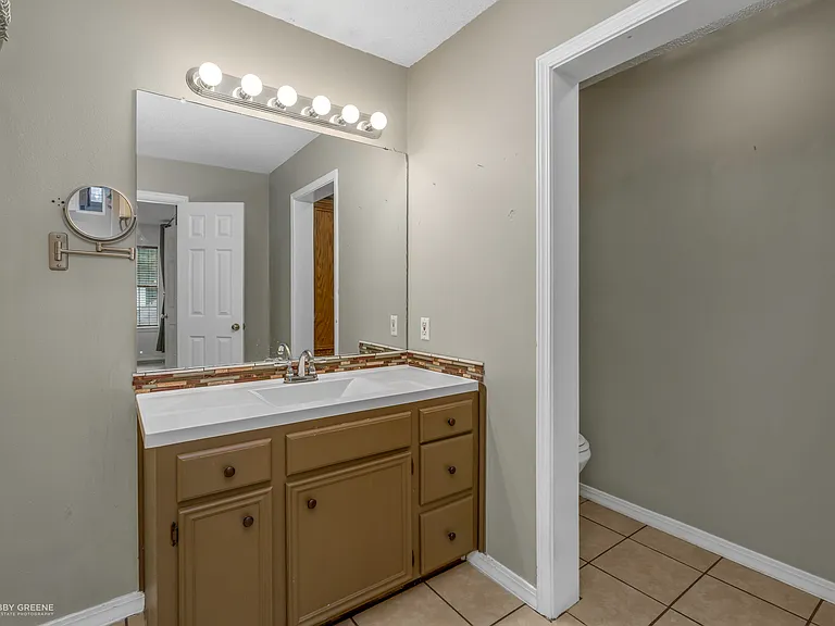 921 Pennington Ln — Photo 21