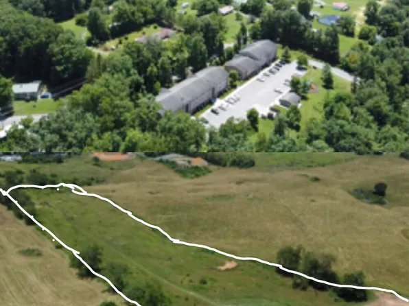 Northridge Dr, Lewisburg, WV 24901