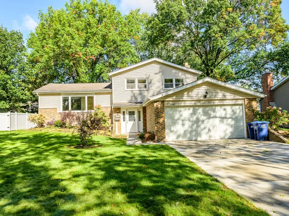 514 71st St, Darien, IL 60561