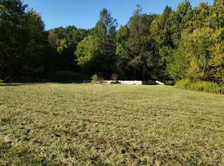 143 Simmons Rd, Tobyhanna, PA 18466