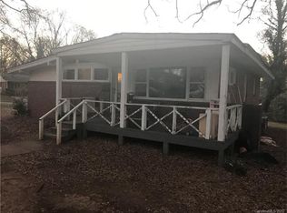 3724 Manchester Dr, Charlotte, NC 28217