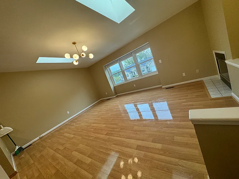 8220 Vicksburg Pl — Photo 22