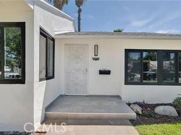 18234 Sugarman St, Tarzana, CA 91356
