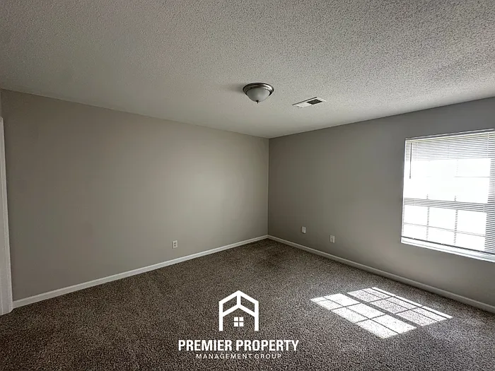 10088 Chariden Dr — Photo 14