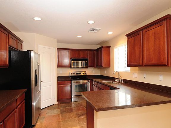 4th image of 13914 W Mauna Loa Ln