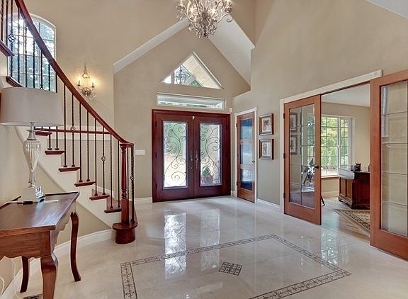 3rd image of 25637 SE 152nd St