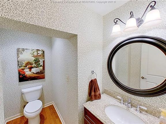 5th image of 1508 Barberry Ln