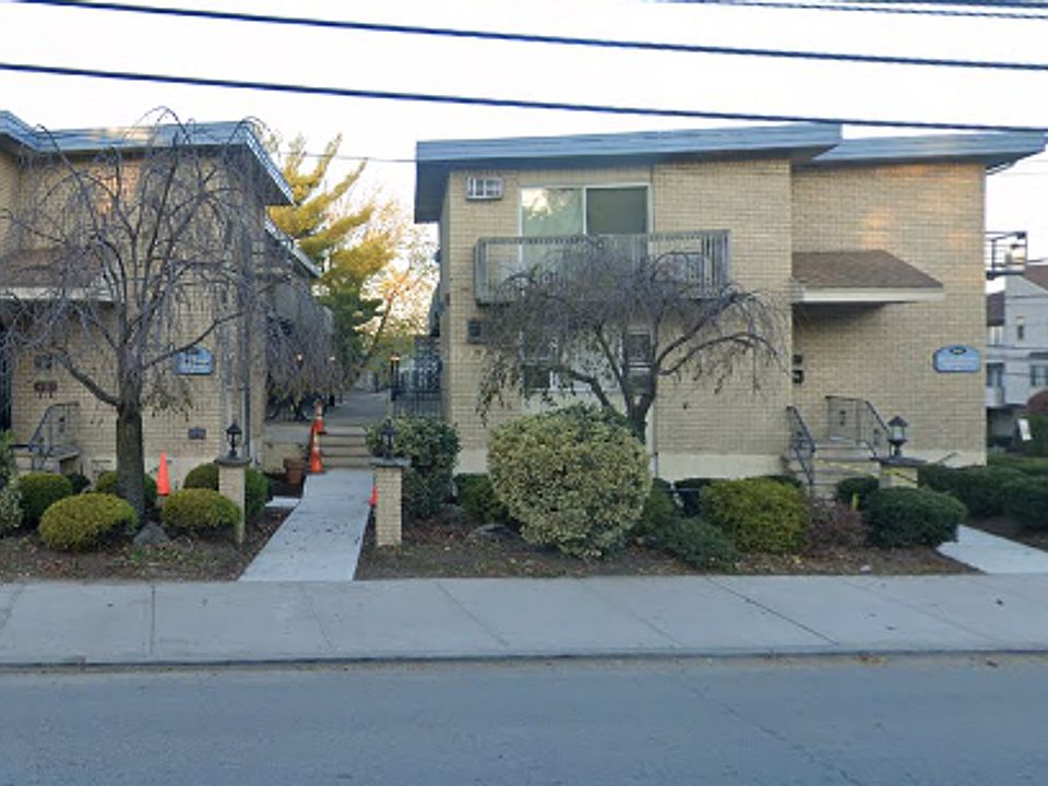 2nd image of 245 Grand Ave APT 4B