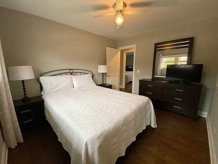340 Sycamore Dr — Photo 9