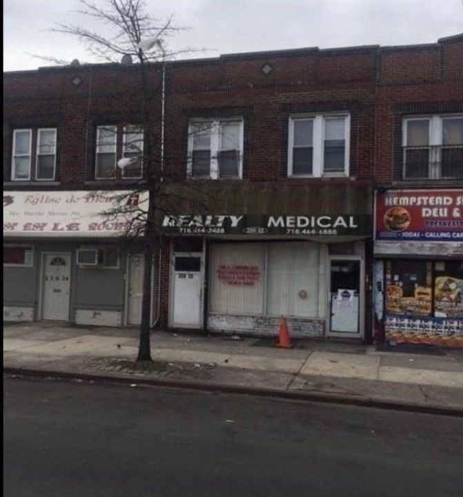 1st image of 22024 Hempstead Ave