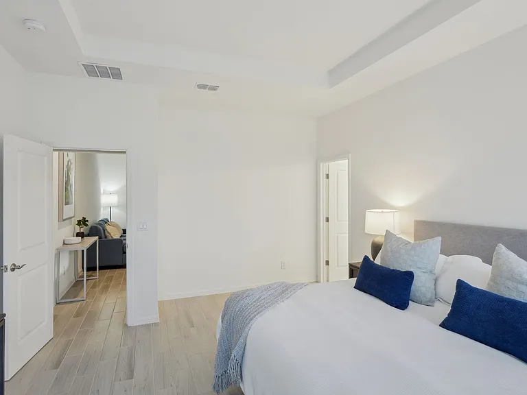 Juniper Pointe Townhomes — Photo 25