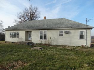 1314 290th St, Hiawatha, KS 66434