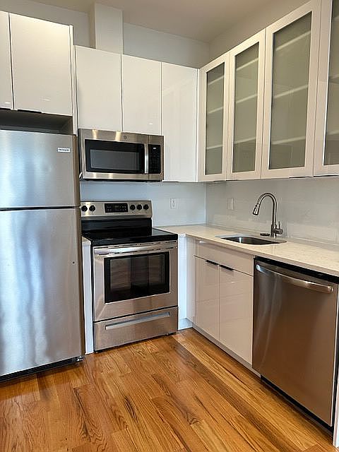 1st image of 332 E 28th St #2L