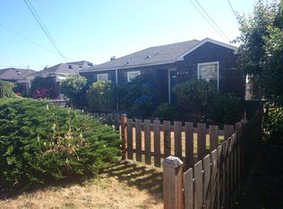 2556 25th Ave W, Seattle, WA 98199