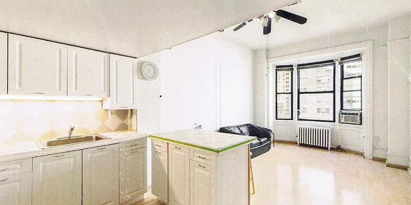 Sold by Realmart Realty LLC | media 2